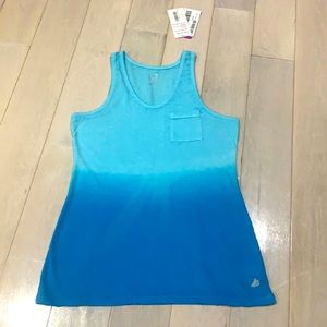 ❣️❣️Free2B❣️❣️NWT ombré top❣️❣️🌺❤️🌸